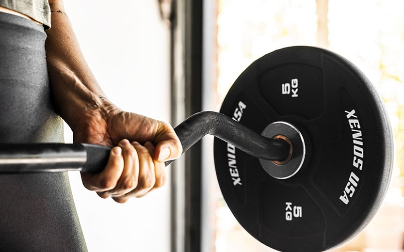Dumbbells vs Barbells: which is better to train with?